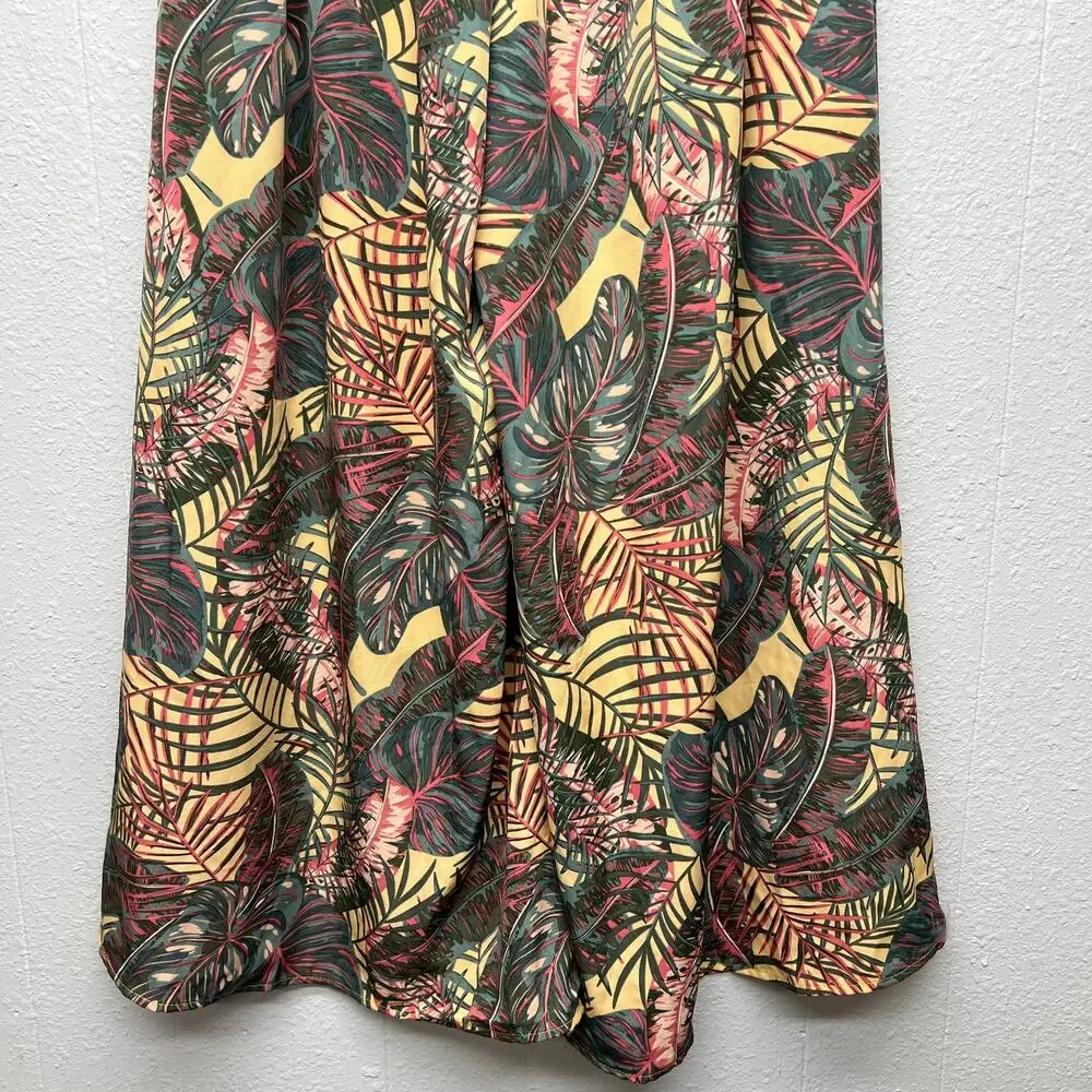 Pull On Wide Leg Cropped Floral Pants Womens Small Beachy Boho Tropical